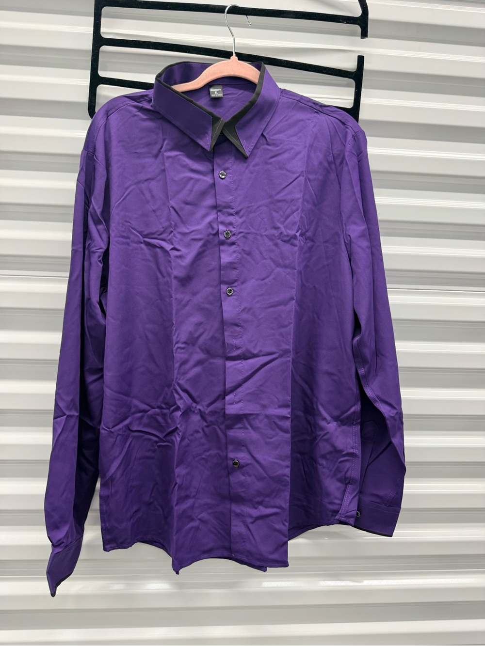 Men's Purple Long-Sleeve Dress Shirt with Contrast Collar